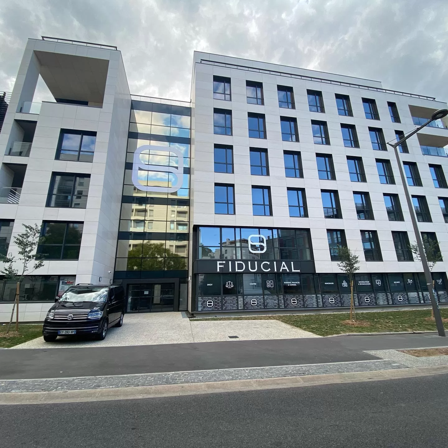office-fiducial